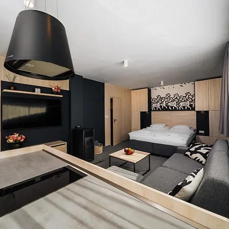 Nise Mountain A25 Hrabovo - Malino Brdo Apartamento *